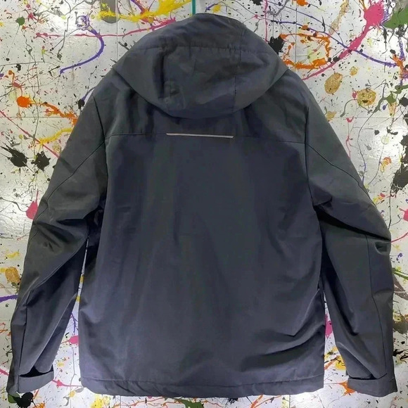 Elevate Performance Jacket Very Warm 🔥 - Picture 5 of 5